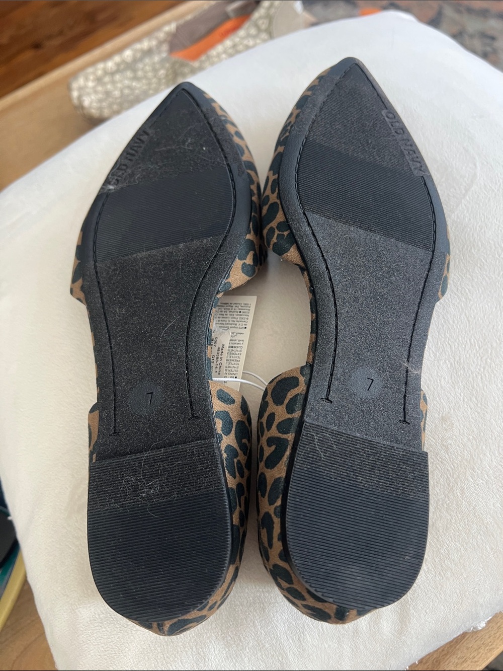 Old Navy Leopard-Print D'Orsay Flats in Brown and Black - Picture 4 of 5